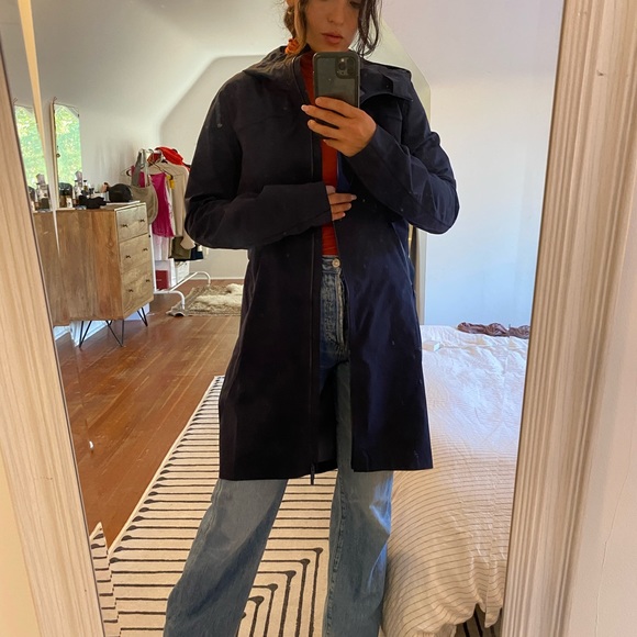 Lululemon navy blue rain coat New without tags - Picture 8 of 8
